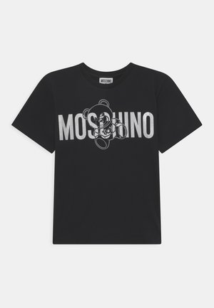 T-shirt noir avec logo Moschino argenté et motif ours en peluche superposé centré sur le devant.