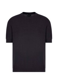 Zwart kortemouw gebreid shirt met een ronde hals. Zachte textuur, ontspannen pasvorm en ribgebreide mouwen en onderrand. Naadloos ontwerp en minimale details.