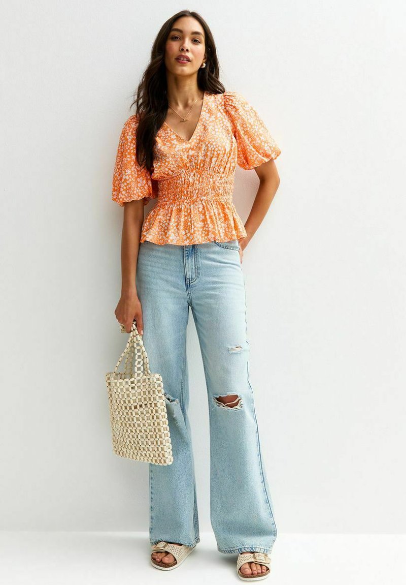 New Look FLORAL SHIRRED WAIST  - Blouse - orange