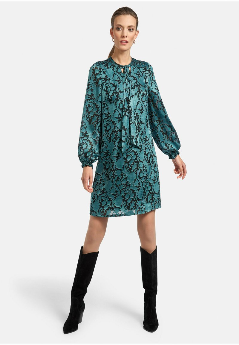 Uta Raasch Cocktailkleid Festliches Kleid Smaragd Schwarz Grun Zalando At 