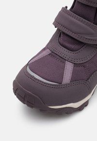 Viking GORE-TEX BEITO WARM GTX 2V - Žieminiai batai - plum/dusty pink