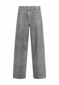 Grijze denim wijde pijpen jeans met een subtiele luipaardprint. Beschikt over vijf zakken en een knoopsluiting bij de taille.