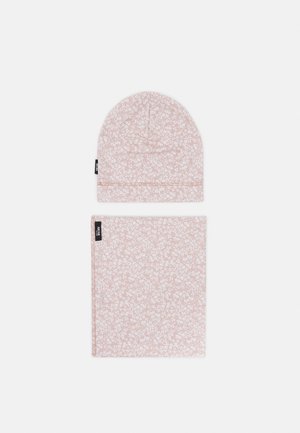 BEANIE SET UNISEX - Kruhová šála - strawberry cream