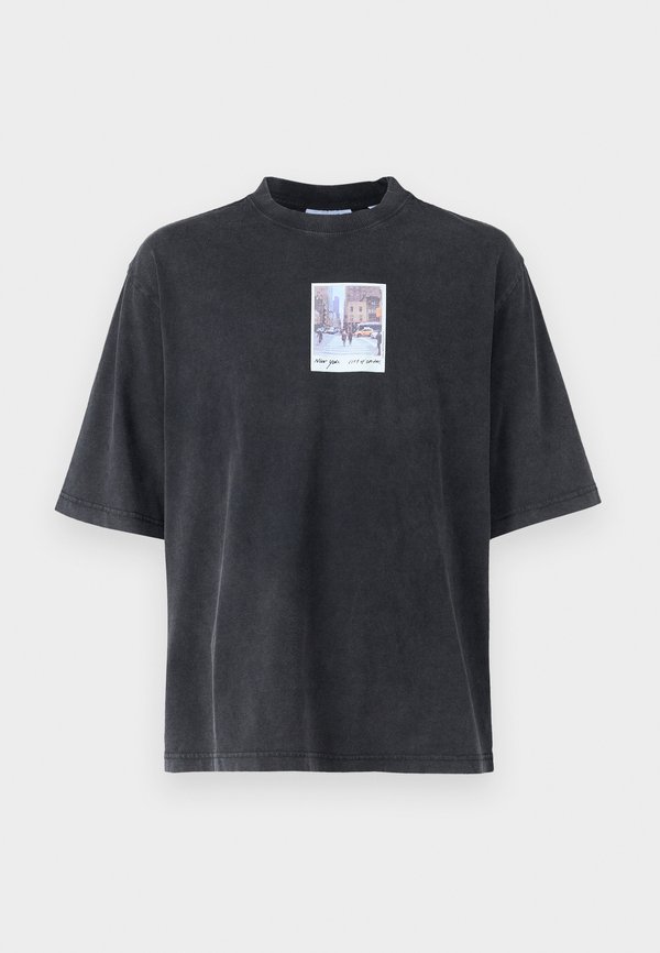 ONSRAY TEE - Print T-shirt2