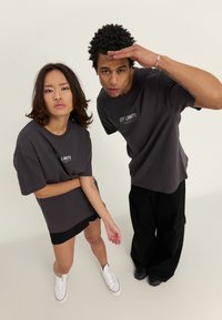 Thumbnail Image 2