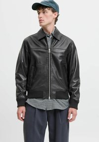 Jack & Jones Ādas jaka - black