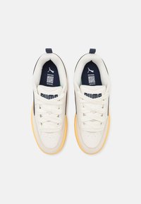 Puma Skeittikengät - white