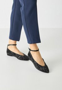Tamaris Ankle strap ballet pumps - grey leopard