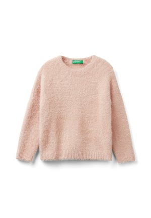Maglione rosa chiaro, morbido e soffice, a maniche lunghe con scollo rotondo, polsini e orlo a coste, presentato disteso su uno sfondo bianco.