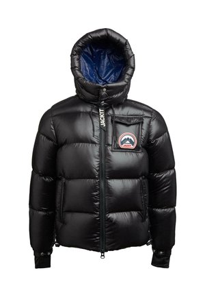 Chaqueta acolchada negro brillante con capucha, cremallera frontal, dos bolsillos laterales, bolsillo en el pecho con parche de logo de montaña y etiqueta "JACKIT" en el tirador de la cremallera.