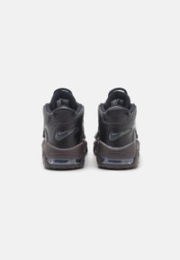 Nike Sportswear AIR MORE UPTEMPO - Visoke tenisice - black/anthracite/brown