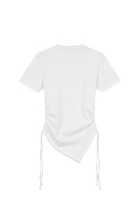 Weißes kurzärmliges T-Shirt mit abgerundetem Saum, mit seitlichen Raffungen und verstellbaren Kordeln für eine anpassbare Passform.