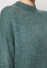 Vero Moda Pullover - mottled turquoise