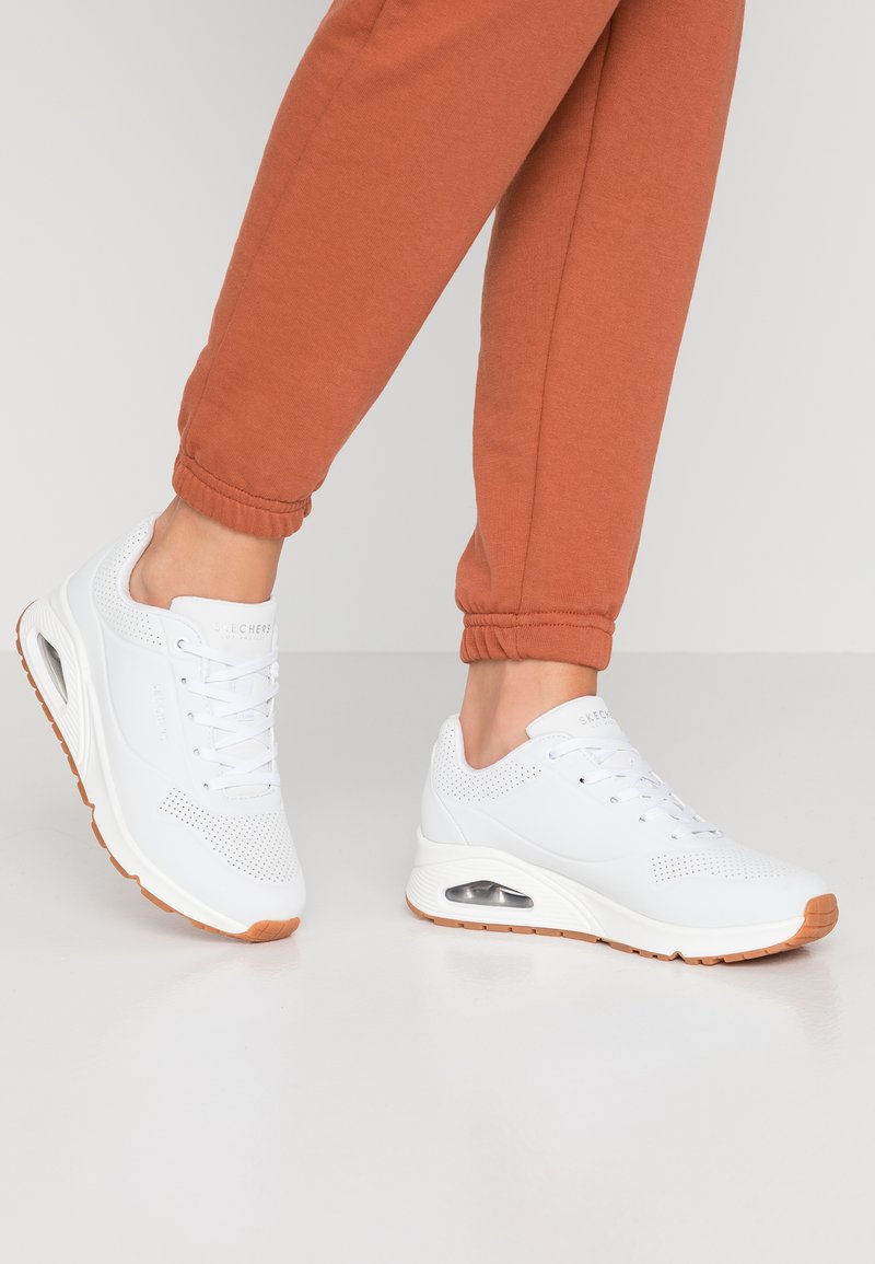 Skechers Sport - UNO - Joggesko - white, Forstørre