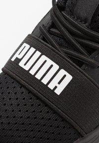 Puma WIRED RUN UNISEX - Zapatillas running asfalto - black