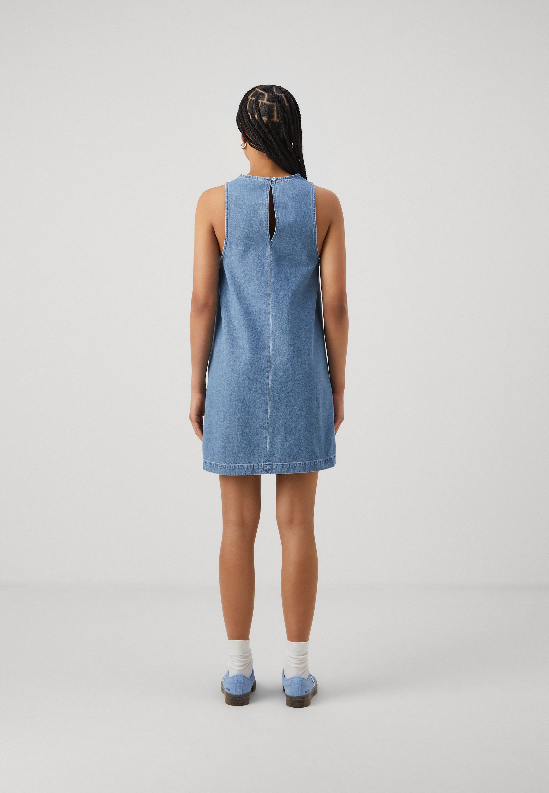 jaded london Denim Mini Dress ワンピース Shop Malibu Plunge Denim Mini Dress | Jaded London | Clothing