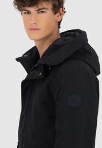 alife & kickin Parka - black