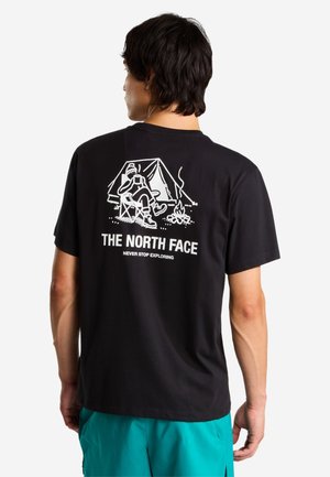 The North Face, M CAMPFIRE RELAXED SS TEE. - T-shirt med print - tnf black tnf white