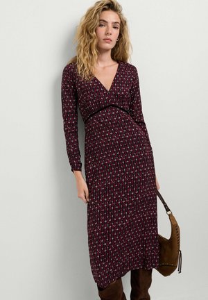 Pepe Jeans, JAZELIN DRESS - Дневна рокля - berry red