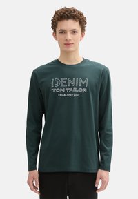 TOM TAILOR DENIM LOGO  - Long sleeved top - dunkelgrün