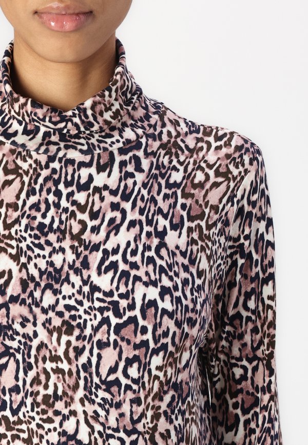 NAVA - Long sleeved top2