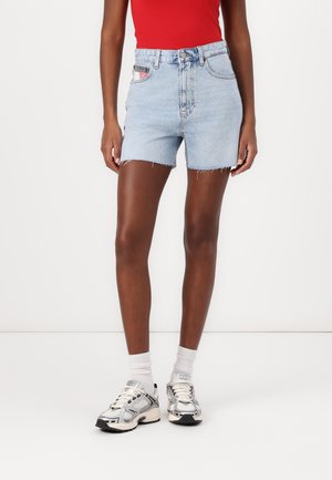 MOM - Denim shorts - denim mid light blue