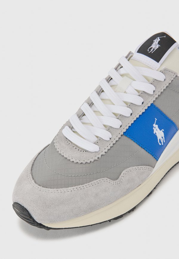 TRAIN 89 UNISEX - Trainers3