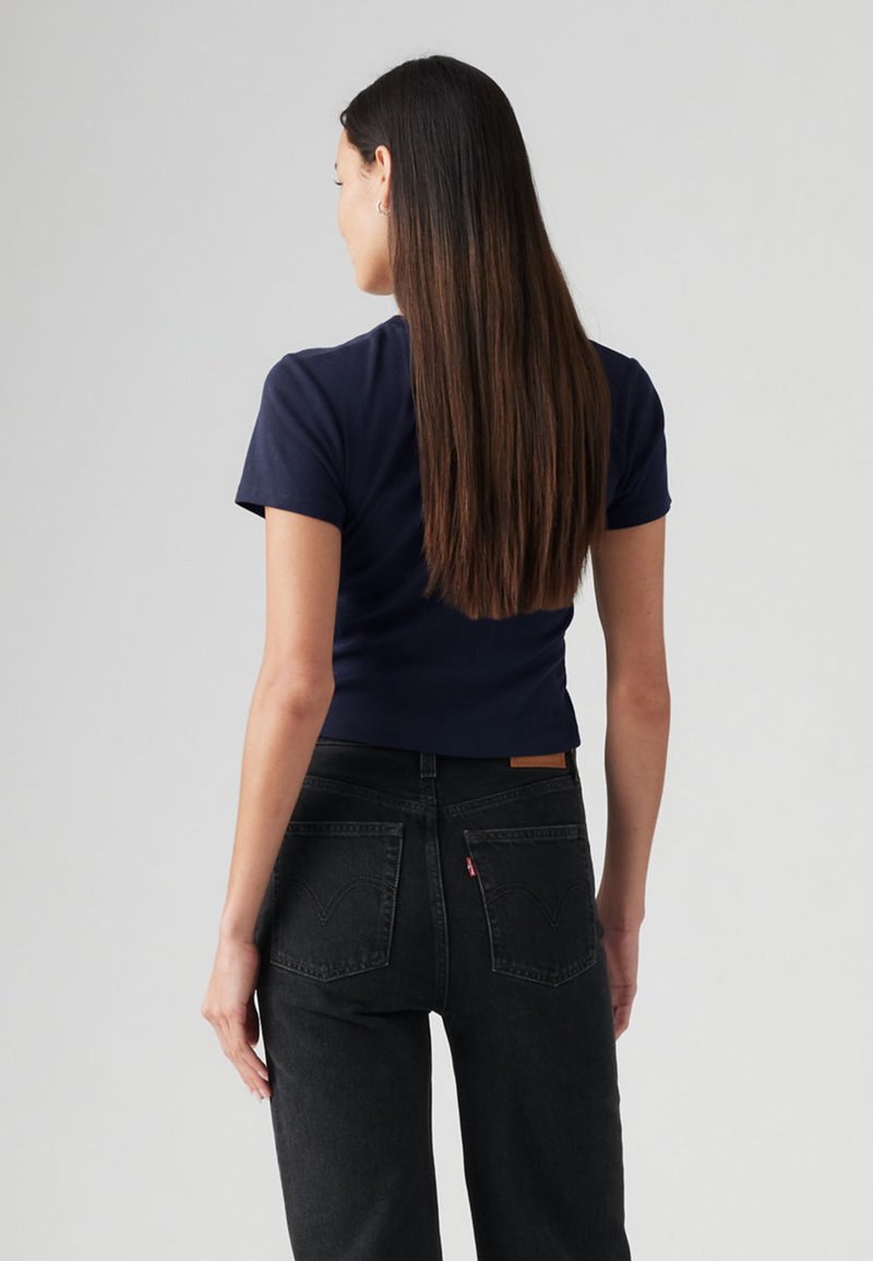 Levi's® ESSENTIAL SPORTY TEE - Triko s potiskem - dark blue