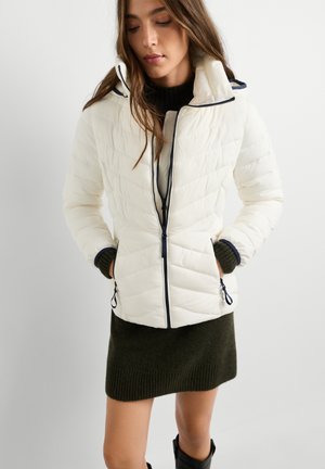Pepe Jeans, SANNY SHORT - Зимно яке - mousse white