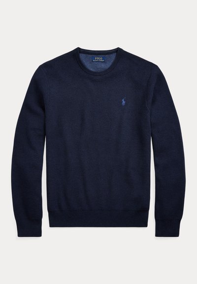 Sweater de gola redonda azul marinho com mangas longas, malha texturizada e um pequeno logo bordado de jogador de polo no lado esquerdo do peito.