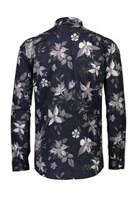Camicia a maniche lunghe in blu navy con una stampa floreale che presenta fiori bianchi e grigio chiaro, polsini con bottoni e colletto classico.