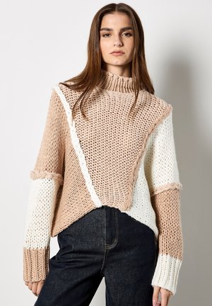 Pullover - brown