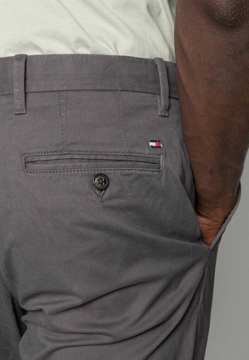 denton chino straight fit stretch
