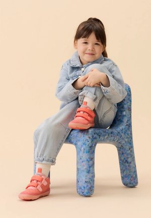 Affenzahn, KNIT HAPPY - Baby shoes - korall