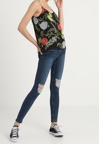 Vero Moda Top - black