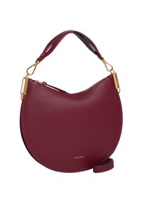 Borsa a tracolla in pelle bordeaux a forma di mezzaluna con una texture liscia, hardware dorato e tracolla regolabile. Chiusura con zip nella parte superiore.