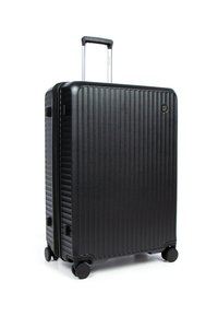 Valigia rigida nera con texture a righe verticali, manico estensibile in alluminio e quattro ruote scorrevoli. Presenta il logo e le cerniere.