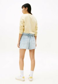 Tommy Jeans Denim shorts - denim medium