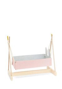 Puusta valmistettu kehys, vaaleanbeige, jossa on keltaiset kärjet, tukee pehmeää vaaleanpunaista ja harmaata kangaskoria, jossa on jäniksen korvien yksityiskohtia. Kevyt ja kannettava muotoilu.