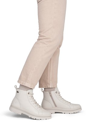 Remonte, REMONTE SCHNÜRSTIEFEL D2U75 - Lace-up ankle boots - white