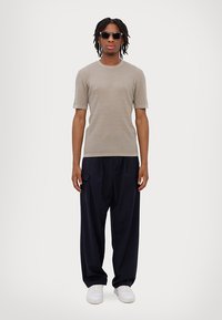 Emporio Armani Džemper - treccia perla