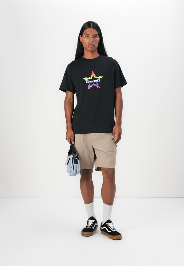 PRIDE UNISEX STANDARD TEE - Print T-shirt2