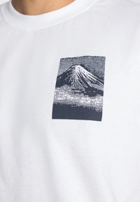 Edwin FROM FUJI  - Tričko s potlačou - white