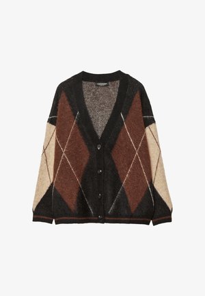 Cardigan argyle marrone e nero con scollo a V, cinque bottoni e accentuazioni a contrasto in beige sulle maniche, realizzato in tessuto lavorato a maglia testurizzata.