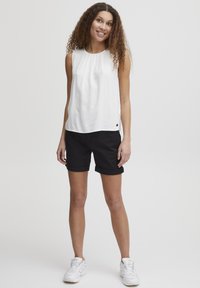 Oxmo OXEsja - Bluza - optical white