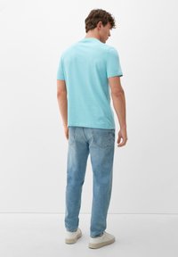 s.Oliver MIT FRONTPRINT - T-shirt z nadrukiem