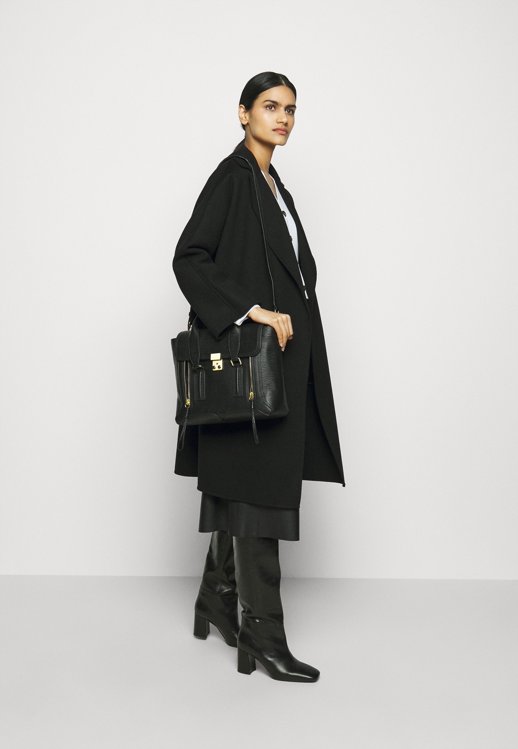 送料無料限定セール中 3.1 Phillip lim pashli medium tdh