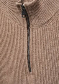 Mango Pullover - sand