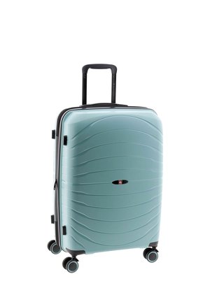 Hellblauer Hartschalenkoffer mit welliger Textur, vier drehbaren Rollen und ausziehbarem schwarzem Teleskopgriff.