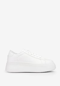 Sneaker platform bianchi realizzati in materiale sintetico liscio, con punta rotonda, sei occhielli e suola in gomma testurizzata.